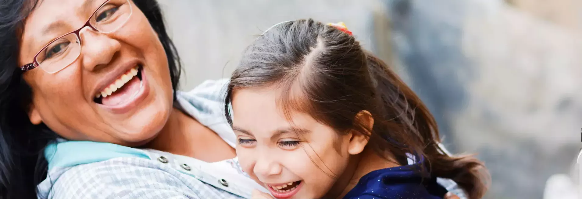 woman-with-child-smiling